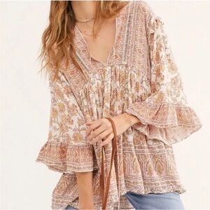 Free People Size Large Bohemian Flowy Bell Sleeve Top
